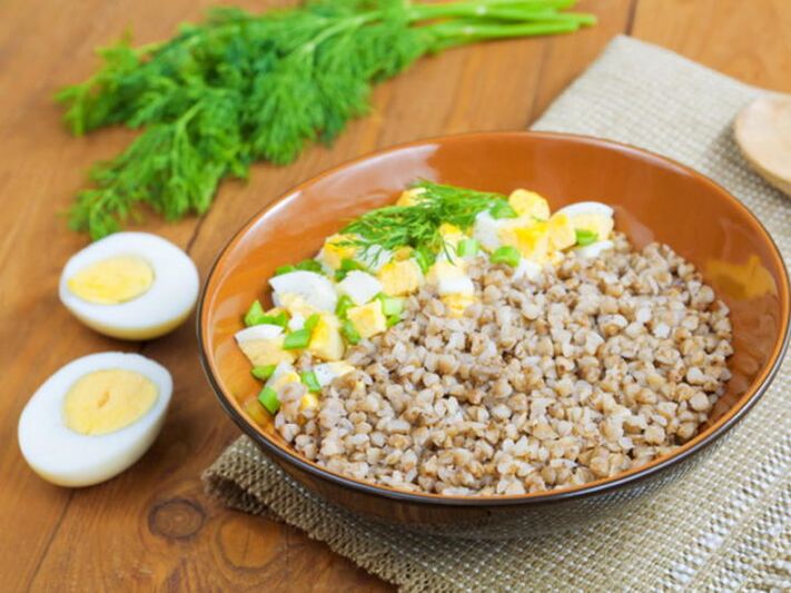 Buckwheat with eggs